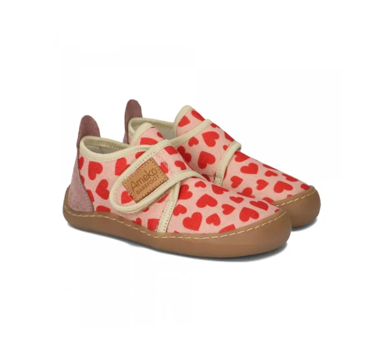 ameko-piko-hearts-detale-haftowane-serca